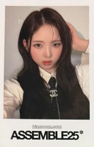 Jiwoo Assemble25 Photocard - tripleS - tripleS K-pop photocard