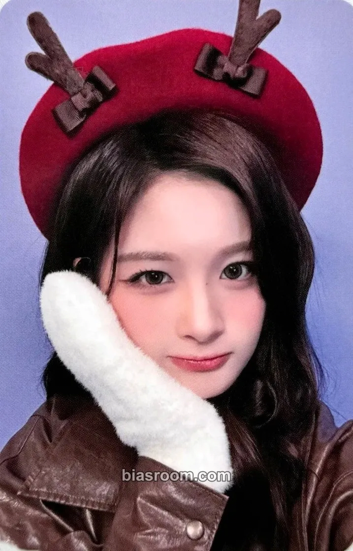 Sullyoon Blue Valentine Photocard - NMIXX - NMIXX K-pop photocard