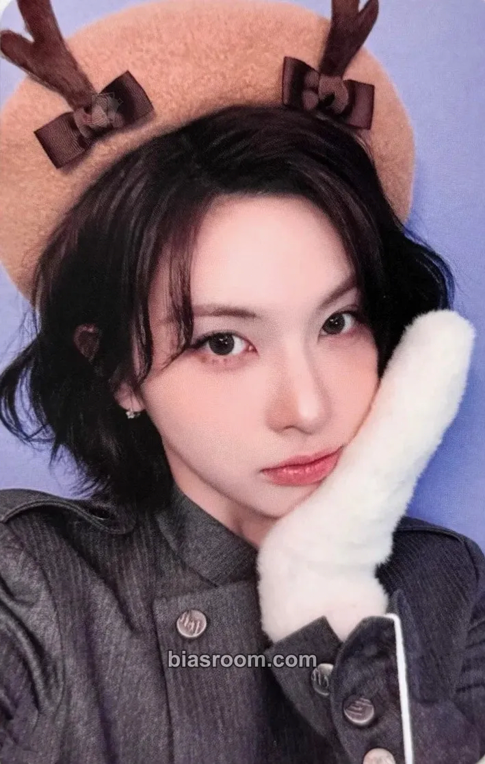 Bae Blue Valentine Photocard - NMIXX - NMIXX K-pop photocard
