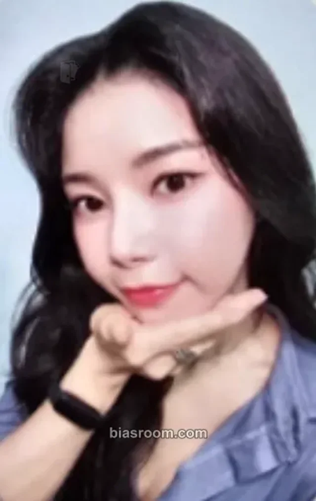MAMAMOO - Solar - Floating Free Album fan meeting chongqing vip ticket benefit