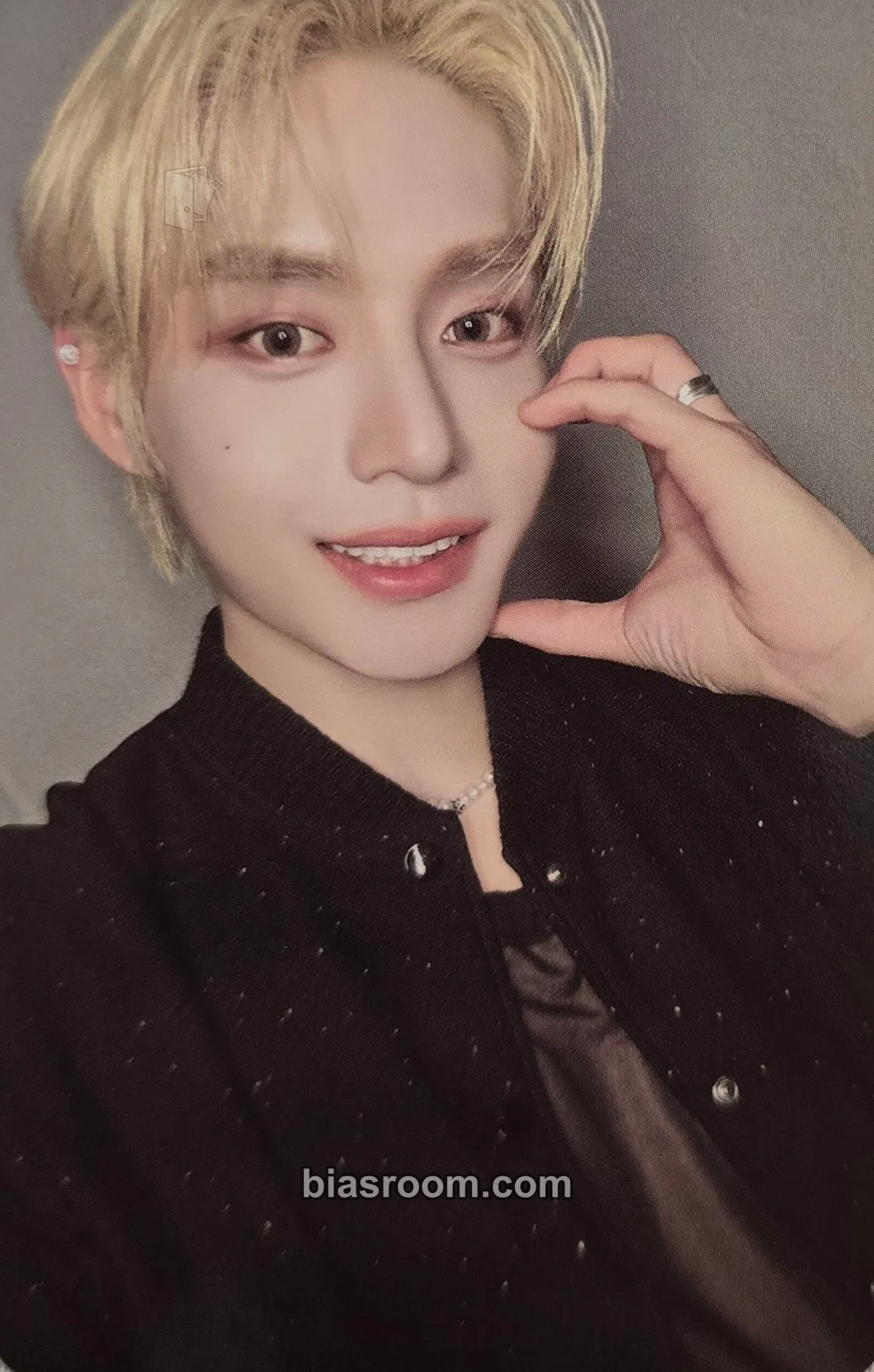 Jiwoong Cinema Paradise Photocard - ZEROBASEONE - ZEROBASEONE K-pop photocard