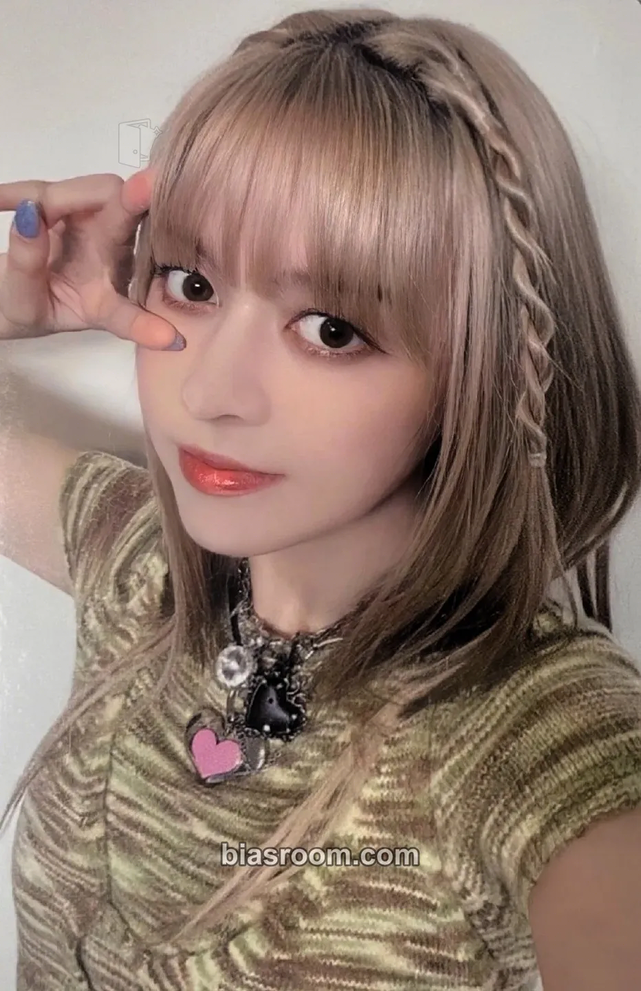 Lily ENTWURF Photocard - NMIXX - NMIXX K-pop photocard