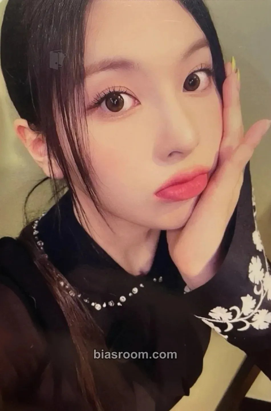 Bae ENTWURF Photocard - NMIXX - NMIXX K-pop photocard