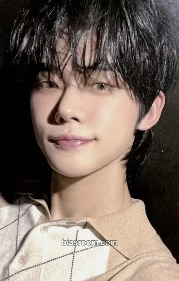 Yeonjun The Name Chapter: Temptation Photocard - TOMORROW X TOGETHER - TOMORROW X TOGETHER K-pop photocard