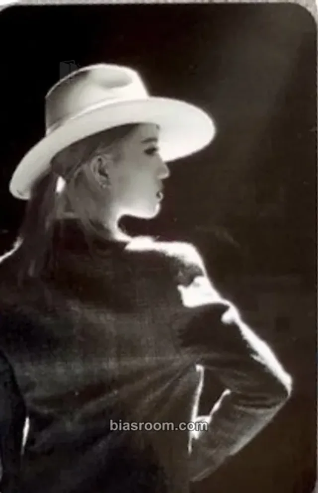3YE - Yuji - Stalker Album album photocard