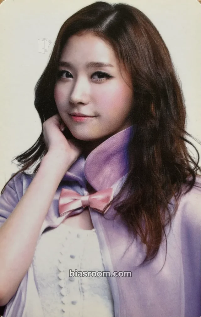 Hello Venus - Yooyoung - Venus Album album photocard