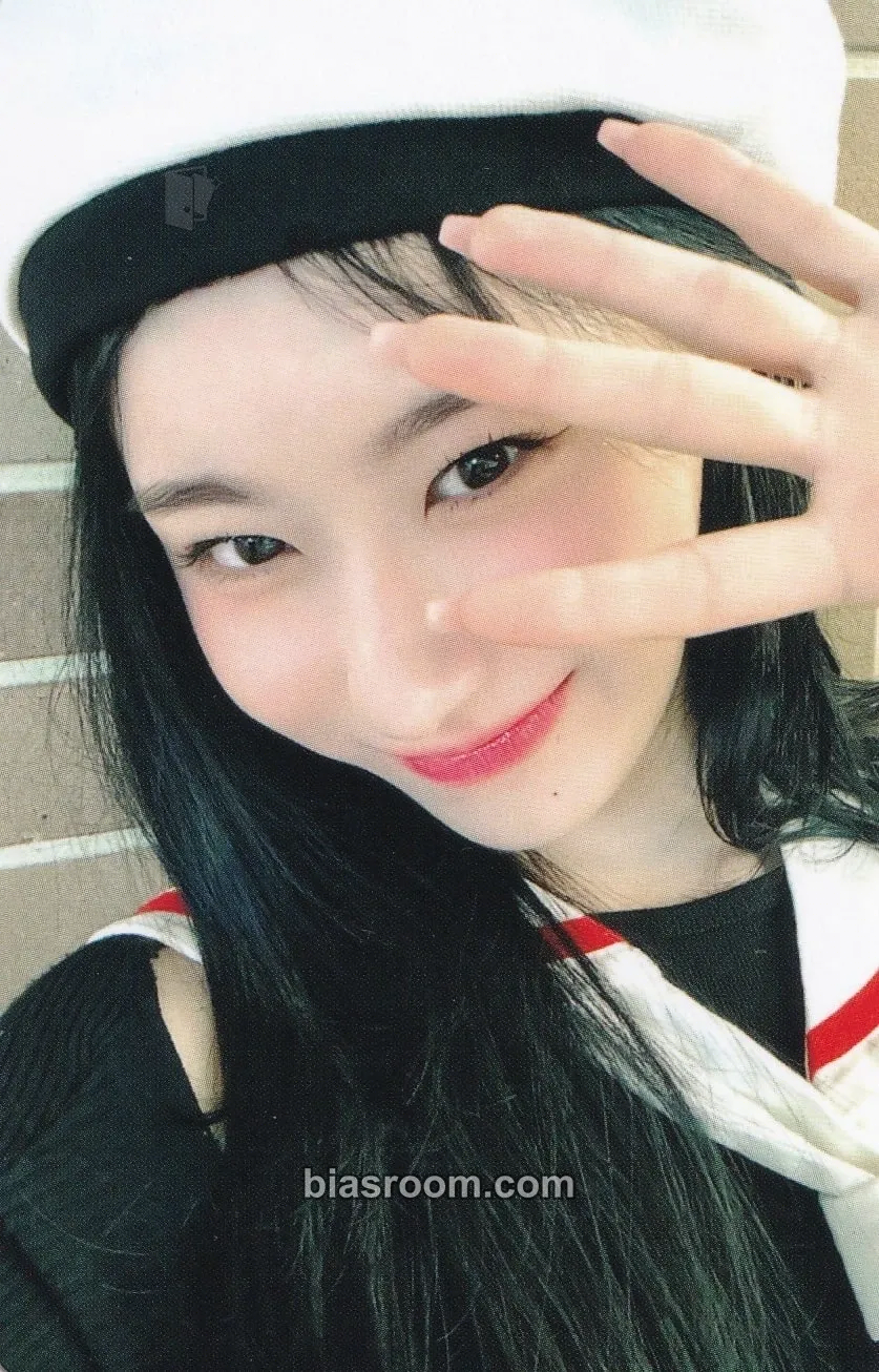Chaeryeong KILL MY DOUBT Photocard - ITZY - ITZY K-pop photocard