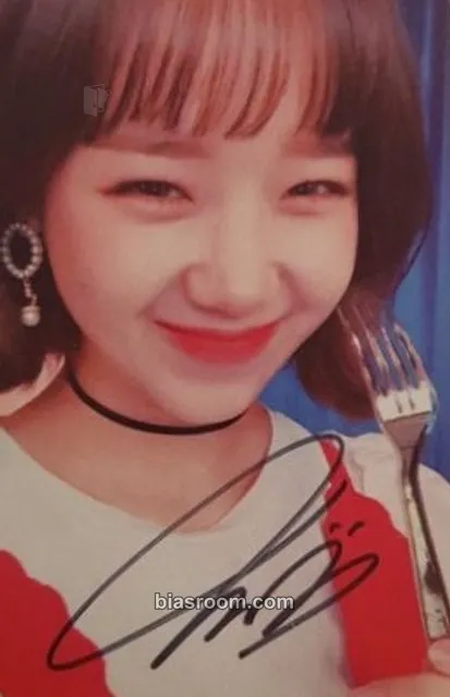 Choi Yoojung FM201.8 Photocard - Weki Meki - Weki Meki K-pop photocard