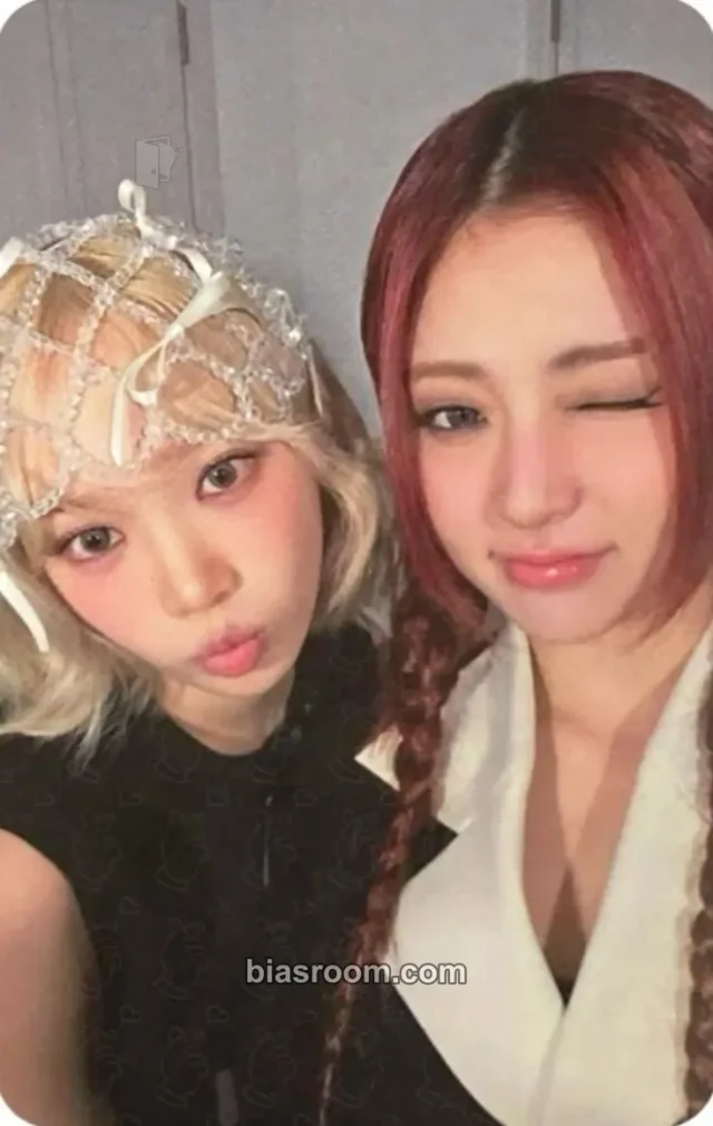 LE SSERAFIM - Kim Chaewon & Huh Yunjin - CRAZY (Japanese Ver.) Album album photocard unit photocard