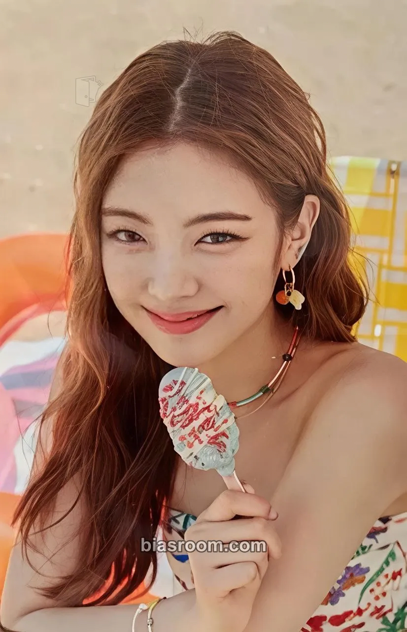 Lia 2022: Best Friends Forever Season's Greetings Photocard - ITZY - ITZY K-pop photocard