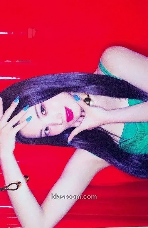 Jini ENTWURF Photocard - NMIXX - NMIXX K-pop photocard