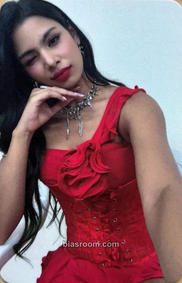 BLACKSWAN - Sriya - Roll Up Album hellolive video call (fancall) A version