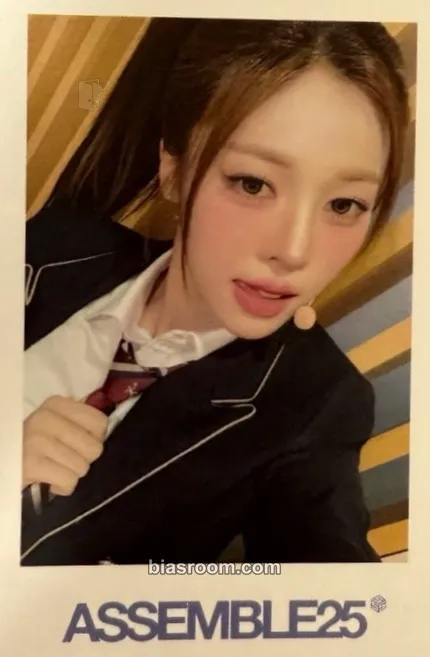 Dahyun Assemble25 Photocard - tripleS - tripleS K-pop photocard