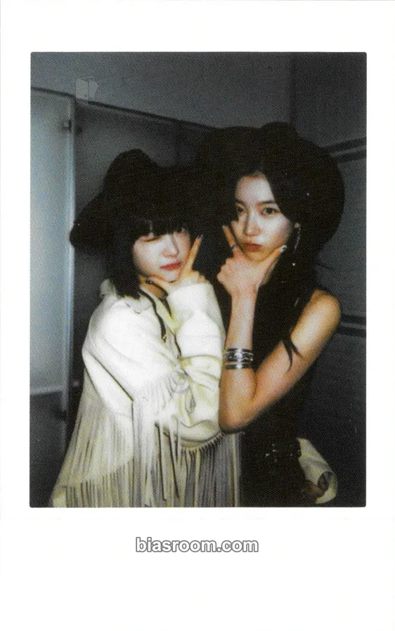 UNFORGIVEN Photocard - LE SSERAFIM - LE SSERAFIM K-pop photocard