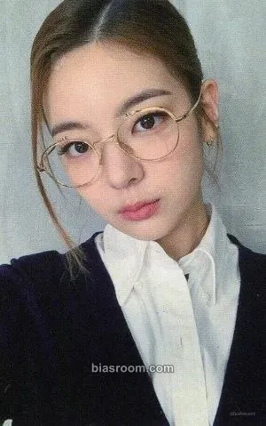 Lia CHECKMATE Photocard - ITZY - ITZY K-pop photocard