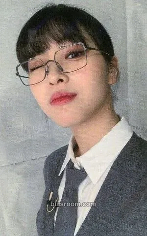 Ryujin CHECKMATE Photocard - ITZY - ITZY K-pop photocard