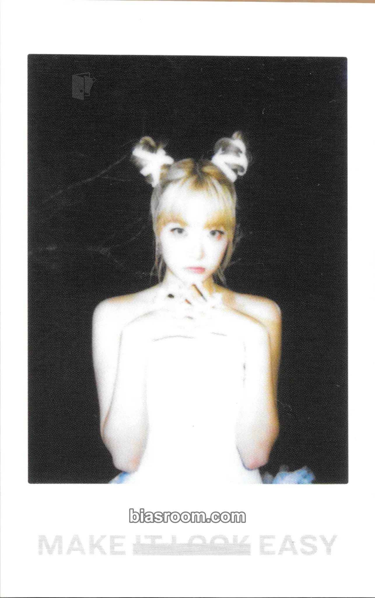 Hong Eunchae EASY Photocard - LE SSERAFIM - LE SSERAFIM K-pop photocard