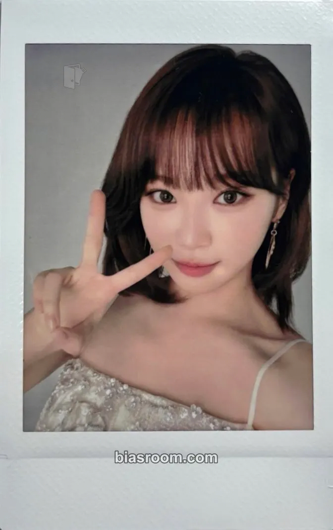 Kim Chaewon Easy Crazy Hot Tour Encore (2025/26) Photocard - LE SSERAFIM - LE SSERAFIM K-pop photocard