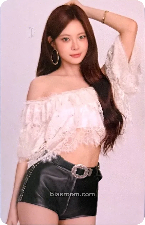 Hong Eunchae Easy Crazy Hot Tour Encore (2025/26) Photocard - LE SSERAFIM - LE SSERAFIM K-pop photocard
