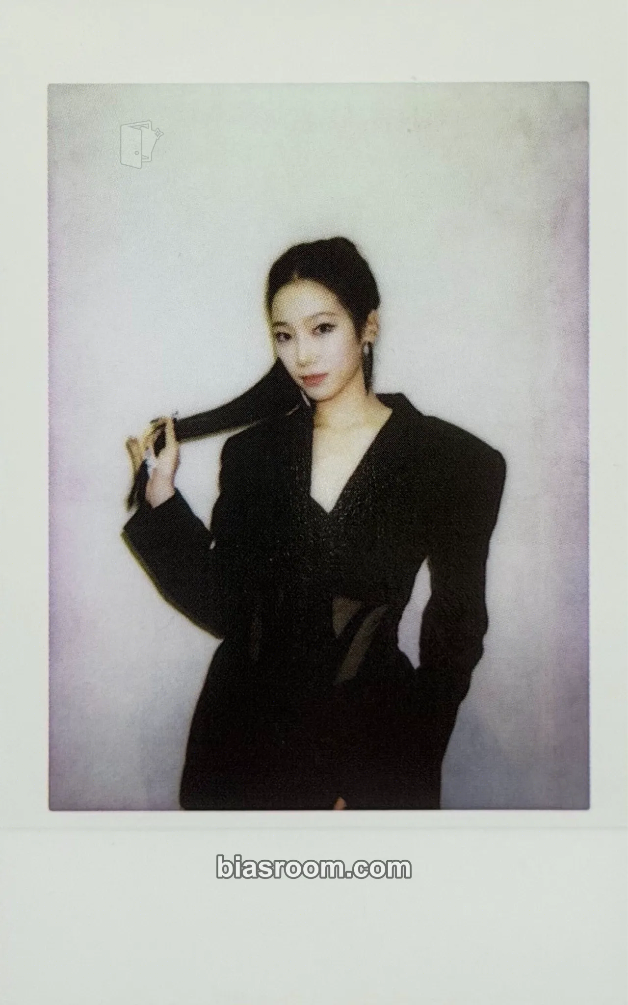Kazuha HOT Photocard - LE SSERAFIM - LE SSERAFIM K-pop photocard
