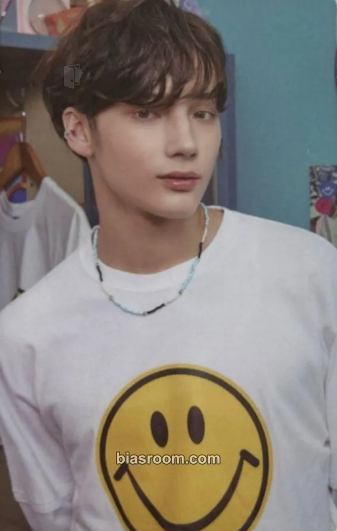 Huening Kai Released Album Lucky Draw Event Photocard - TOMORROW X TOGETHER - TOMORROW X TOGETHER K-pop photocard