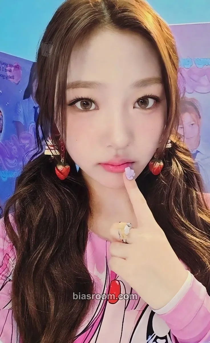 Stella STYLE Photocard - Hearts2Hearts - Hearts2Hearts K-pop photocard