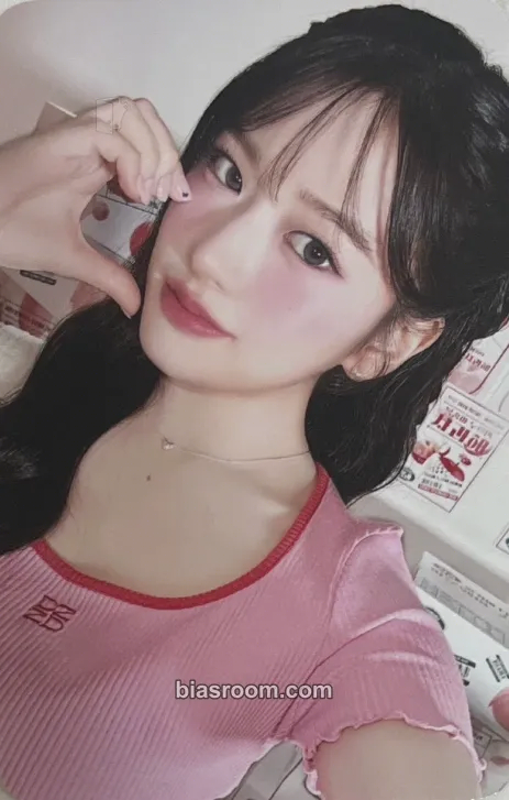 Yujin Yujin x CLIO Photocard - IVE - IVE K-pop photocard