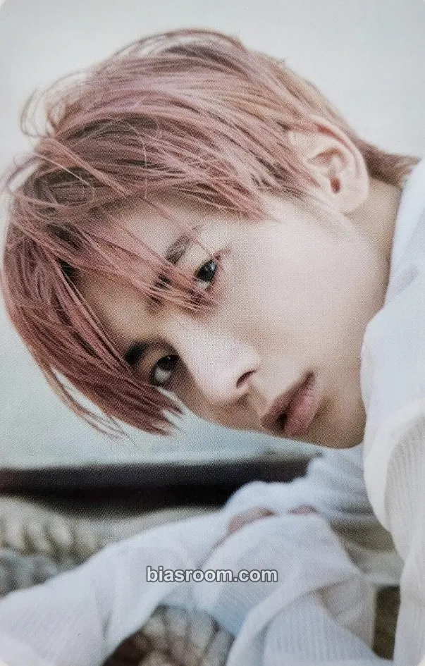 Taehyun The Name Chapter: Temptation Photocard - TOMORROW X TOGETHER - TOMORROW X TOGETHER K-pop photocard