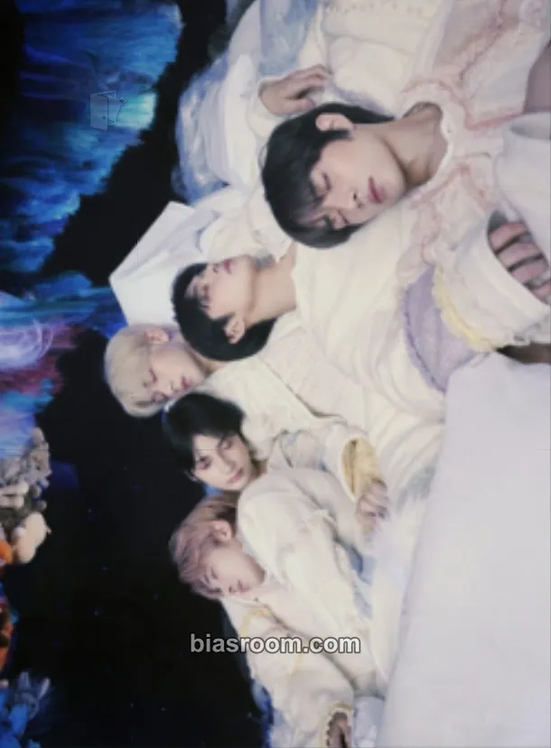 The Name Chapter: Temptation Photocard - TOMORROW X TOGETHER - TOMORROW X TOGETHER K-pop photocard