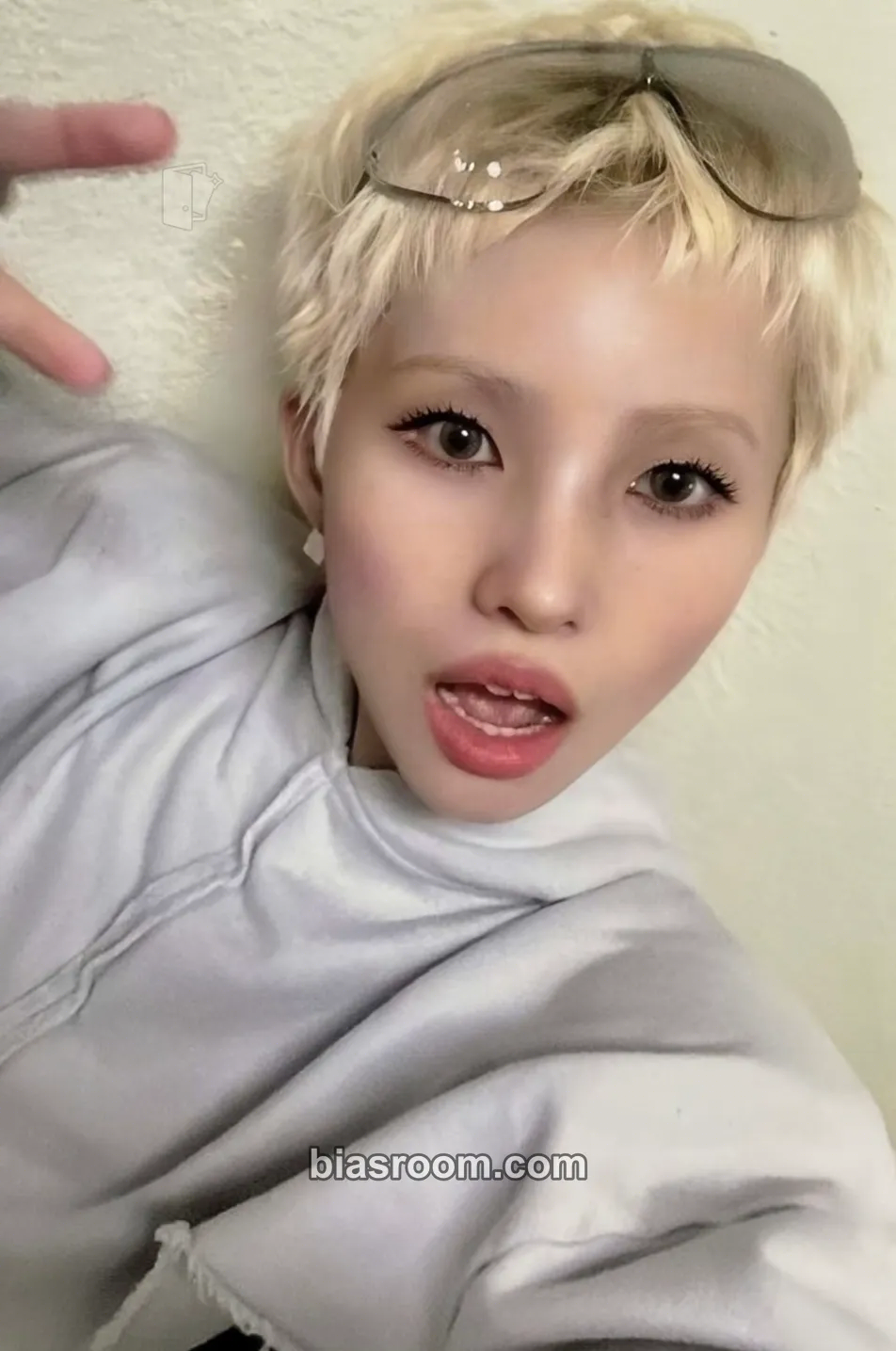 Soyeon We are Photocard - i-dle - i-dle K-pop photocard