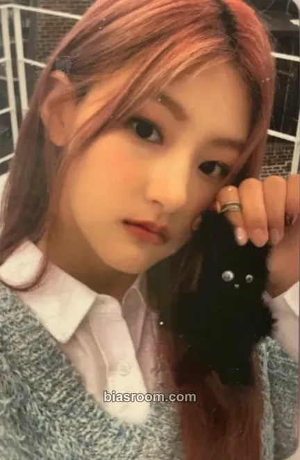 Haneul Born to be XX Photocard - KISS OF LIFE - KISS OF LIFE K-pop photocard