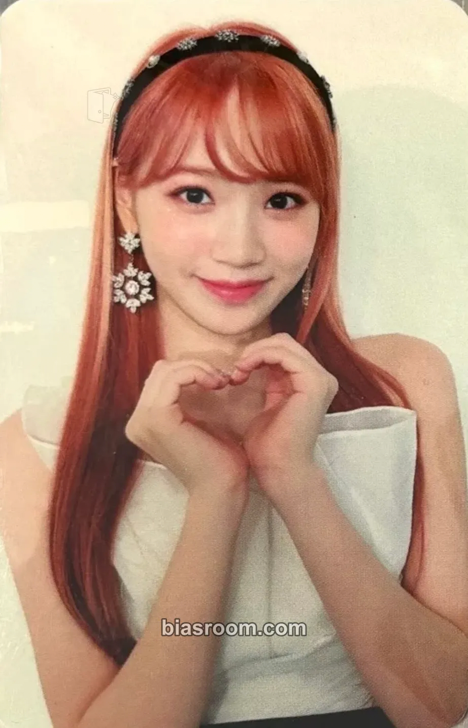 Kim Chaewon HEART*IZ Photocard - IZ*ONE - IZ*ONE K-pop photocard