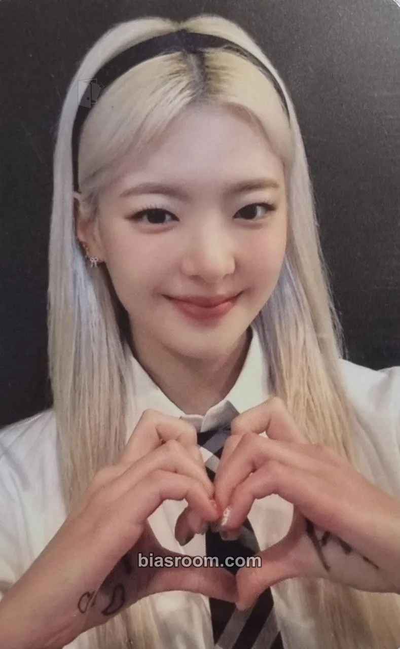Lia KILL MY DOUBT Photocard - ITZY - ITZY K-pop photocard