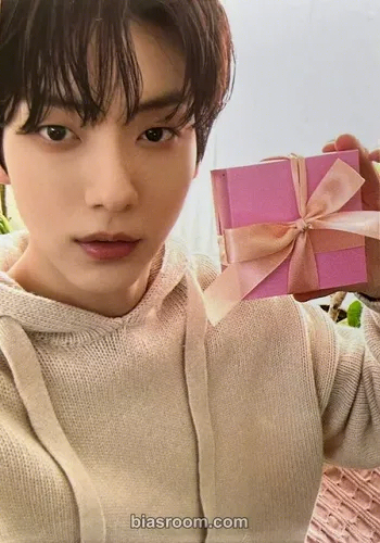 Soobin 2024 Dream Week Photocard - TOMORROW X TOGETHER - TOMORROW X TOGETHER K-pop photocard