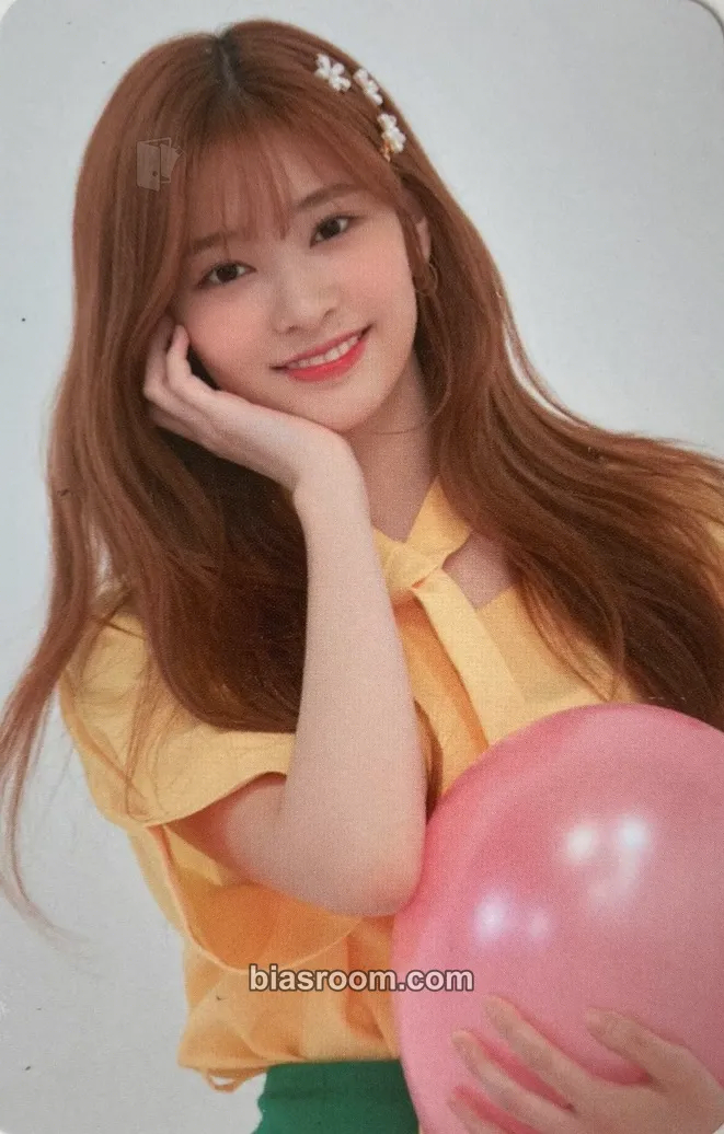 Minju EYES ON ME: The Movie Photocard - IZ*ONE - IZ*ONE K-pop photocard