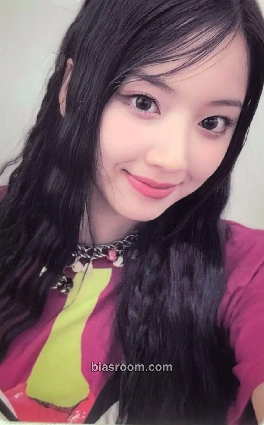 Jiwoo ENTWURF Photocard - NMIXX - NMIXX K-pop photocard