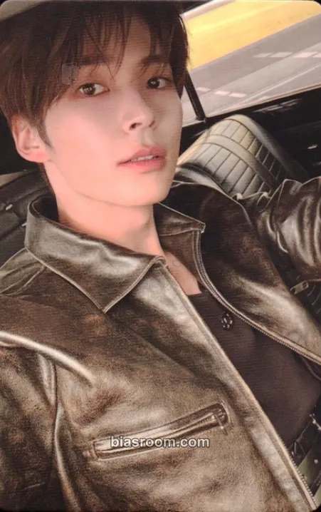 Hanbin OK! Magazine China June 2025 Issue Photocard - ZEROBASEONE - ZEROBASEONE K-pop photocard