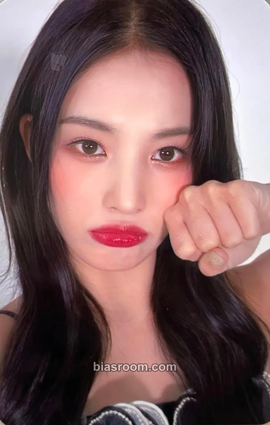 Jini ENTWURF Photocard - NMIXX - NMIXX K-pop photocard
