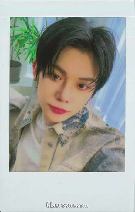 Yeonjun 2024 Dream Week Photocard - TOMORROW X TOGETHER - TOMORROW X TOGETHER K-pop photocard