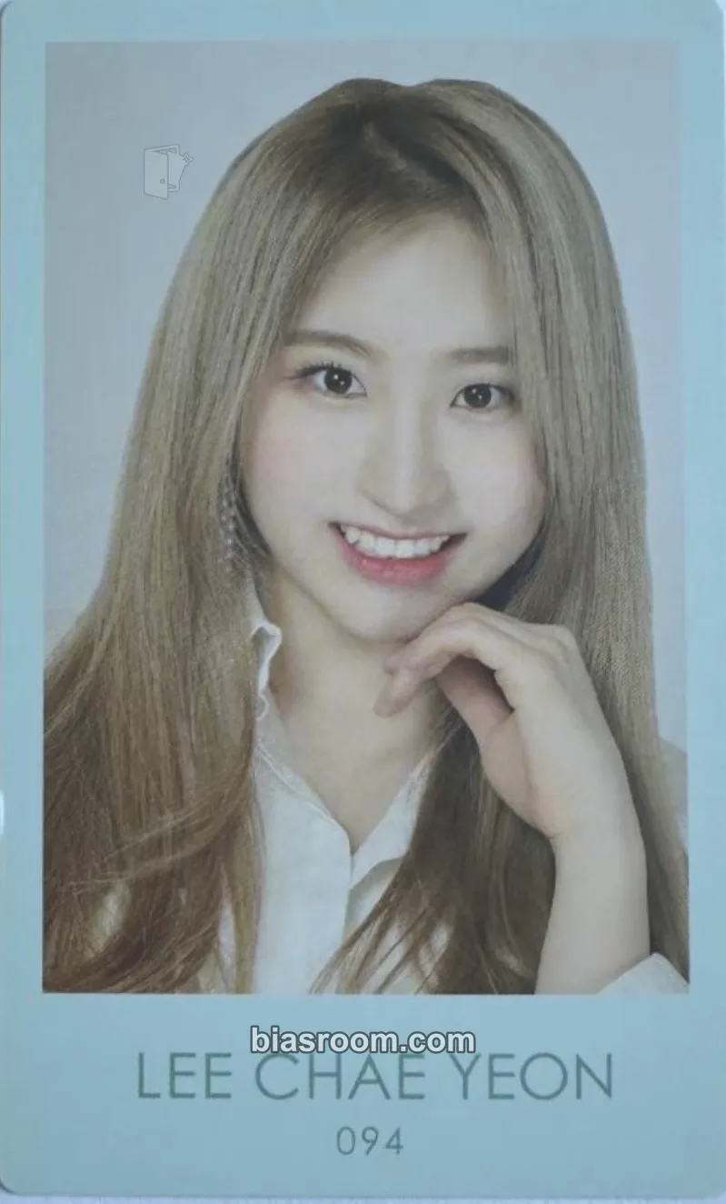 Lee Chaeyeon JAPAN 1st FANMEETING Photocard - IZ*ONE - IZ*ONE K-pop photocard