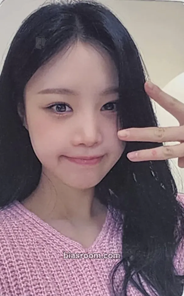 Soojin RIZZ Photocard - Soojin K-pop photocard