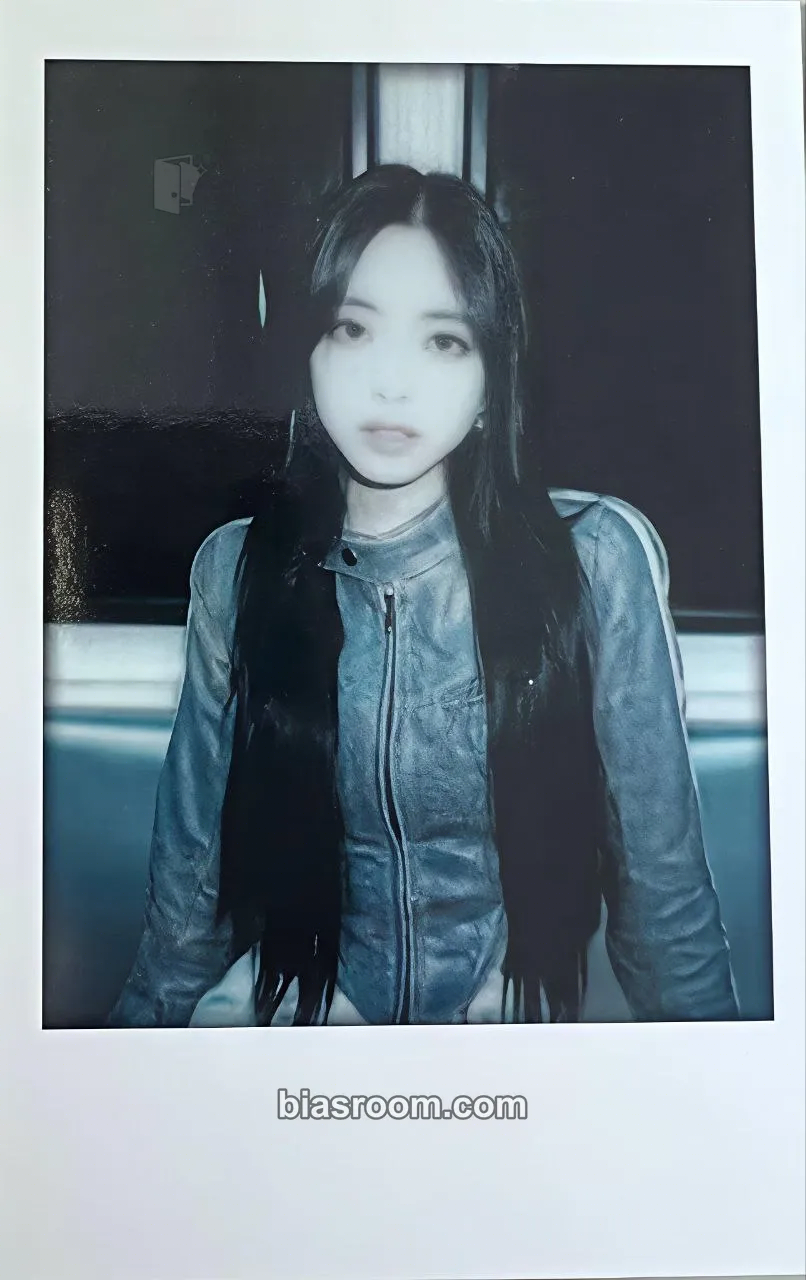 Yuna KILL MY DOUBT Photocard - ITZY - ITZY K-pop photocard