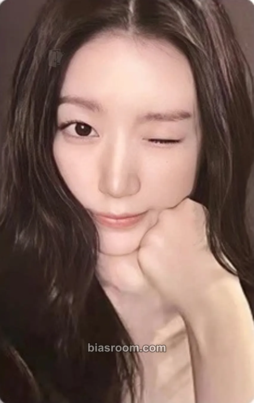Shuhua MEDIA EXHIBITION : CITY of SENSE Photocard - i-dle - i-dle K-pop photocard