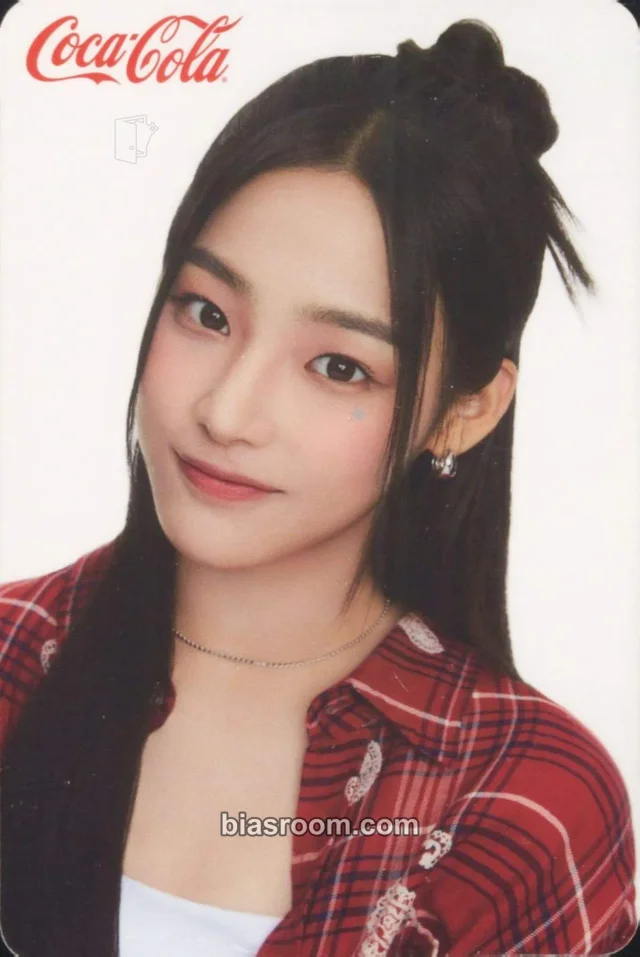 NewJeans - Minji - NewJeans x Coca Cola Other merch photocard collab brand collaboration