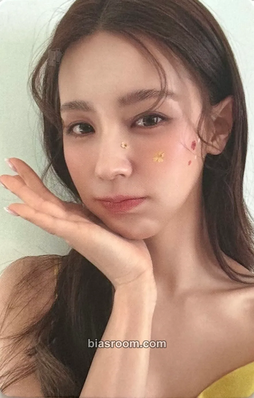 Miyeon Miyeon x Citer Magazine Photocard - i-dle - i-dle K-pop photocard