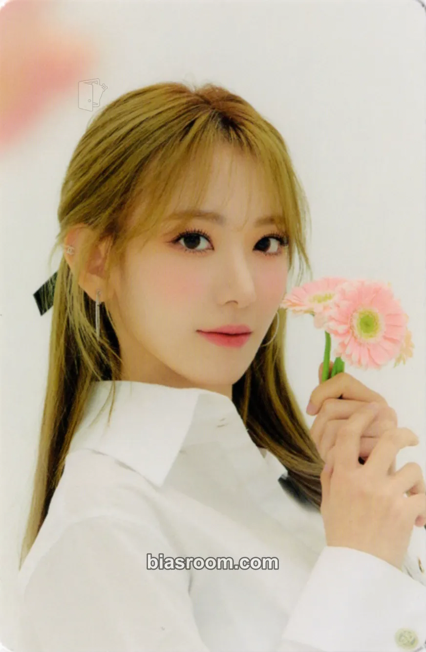 Sakura ONE, THE STORY Photocard - IZ*ONE - IZ*ONE K-pop photocard