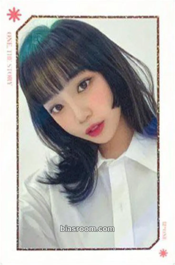 Kim Chaewon ONE, THE STORY Photocard - IZ*ONE - IZ*ONE K-pop photocard