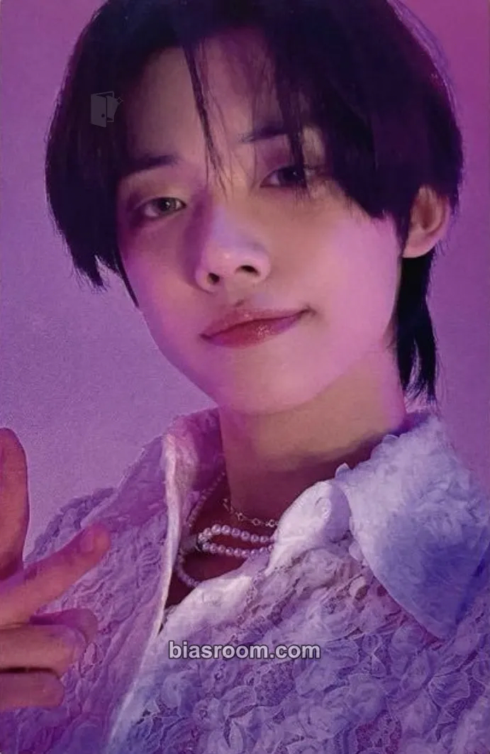 Yeonjun SWEET Photocard - TOMORROW X TOGETHER - TOMORROW X TOGETHER K-pop photocard