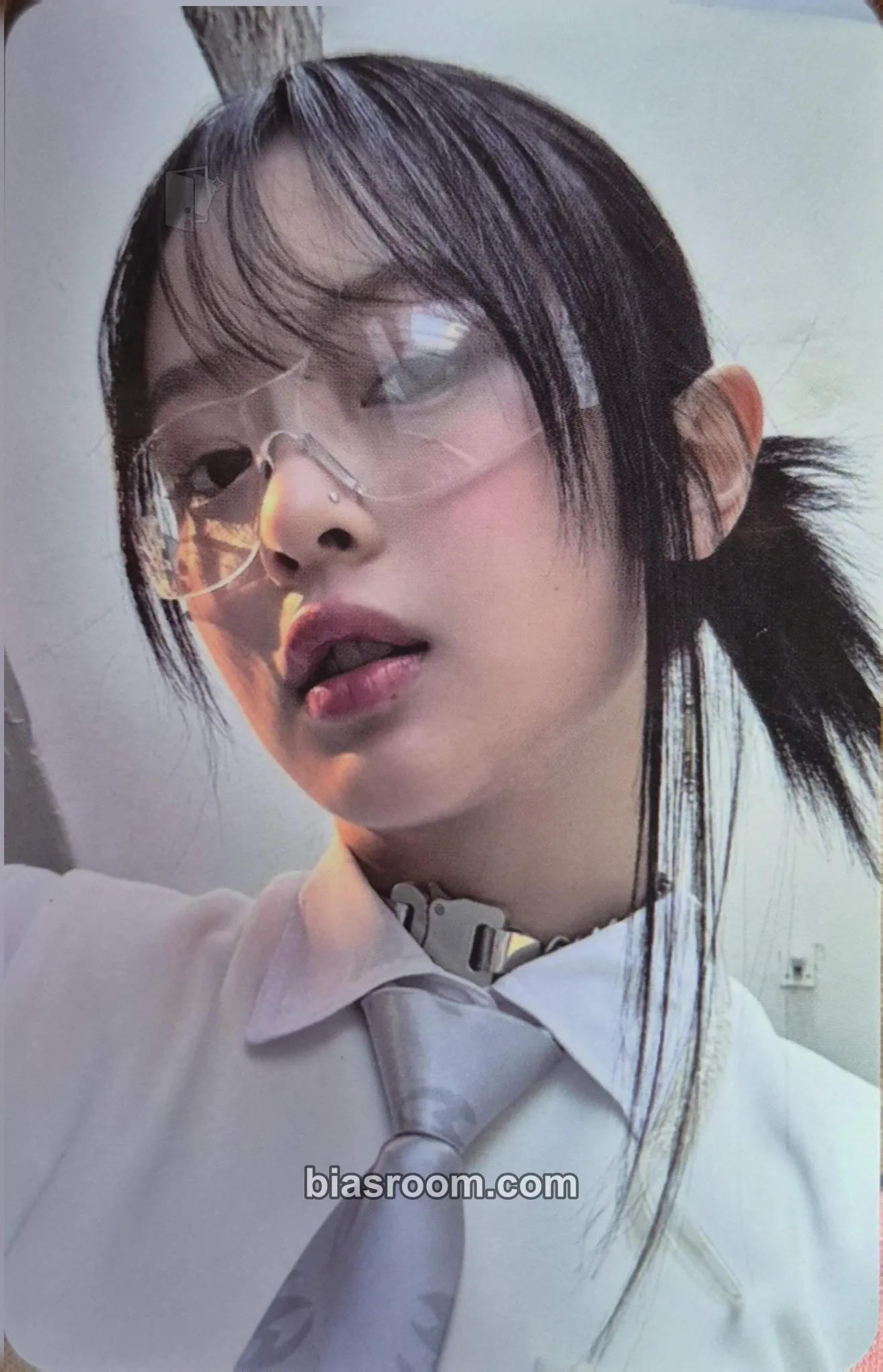 Hanni Bunnies Club Membership Renewal 2024 Photocard - NewJeans - NewJeans K-pop photocard