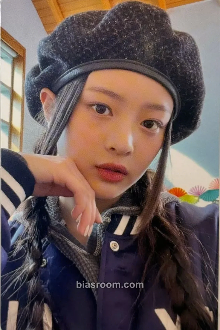 Hanni Bunnies Camp - The First Fanmeeting Photocard - NewJeans - NewJeans K-pop photocard